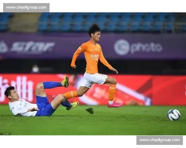 足协杯焦点战鲁能迎战卓尔老对手狭路相逢胜负悬念十足引爆球迷期待