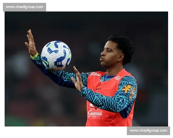 詹俊看好曼城！罗德里复出 + 新援助力，蓝月亮剑指世俱杯